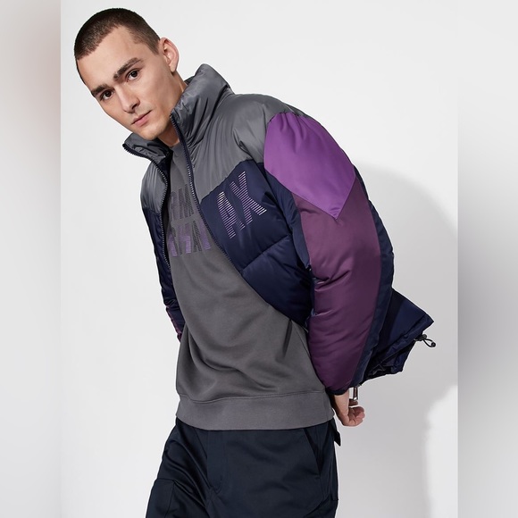 Armani Exchange IRIDESCENT LOGO CREW NECK SWEATSHIRT - Picture 3 of 9